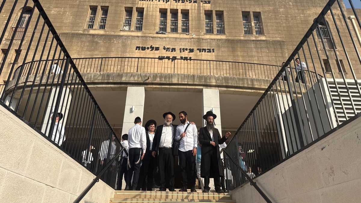 ישיבת פוניבז’: פסק הבוררות של השופט חשין – מי יפנה?