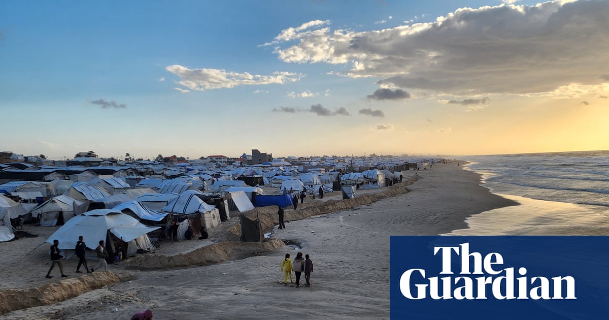 ‘Look at us with mercy’: displaced Palestinians dread onset of harsh winter | Gaza
