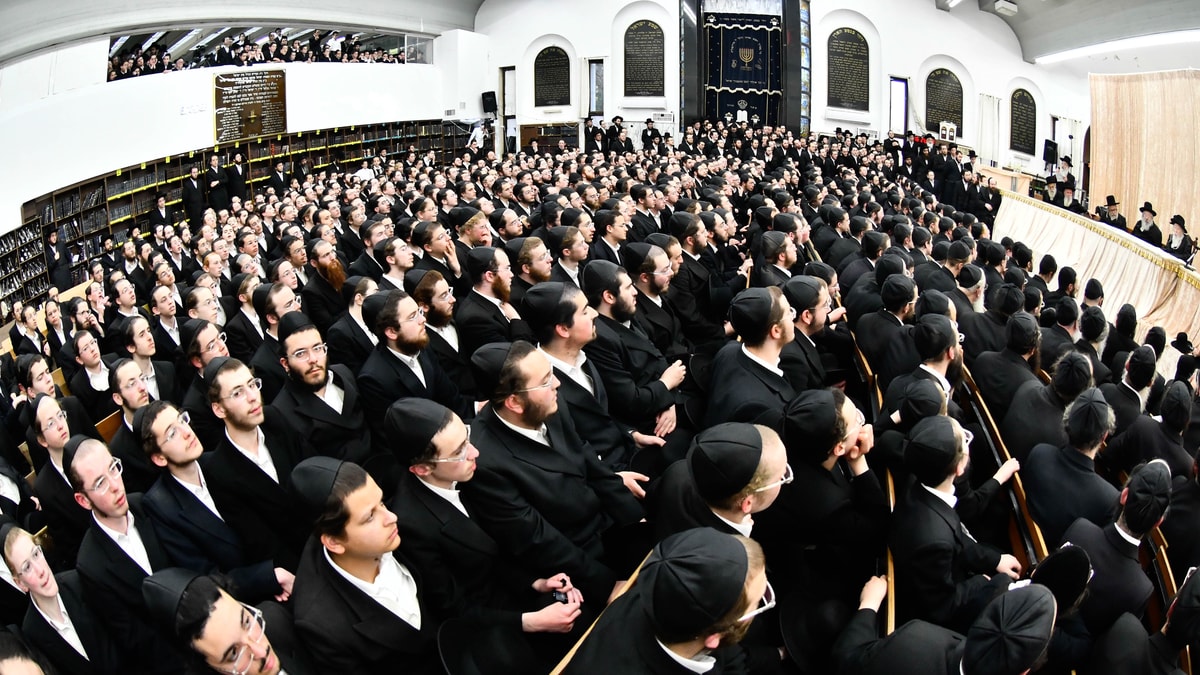 שערוריית ההקלטות בגור: חשש לחשיפת סודות אלפי חסידים שערוריית ההקלטות בגור: חשש לחשיפת סודות אלפי חסידים