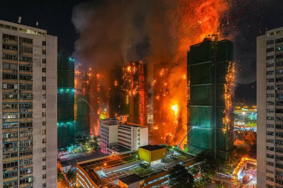 In Hong Kong, the death toll from a fire in a residential complex rose to 83 – Ореанда-Новости