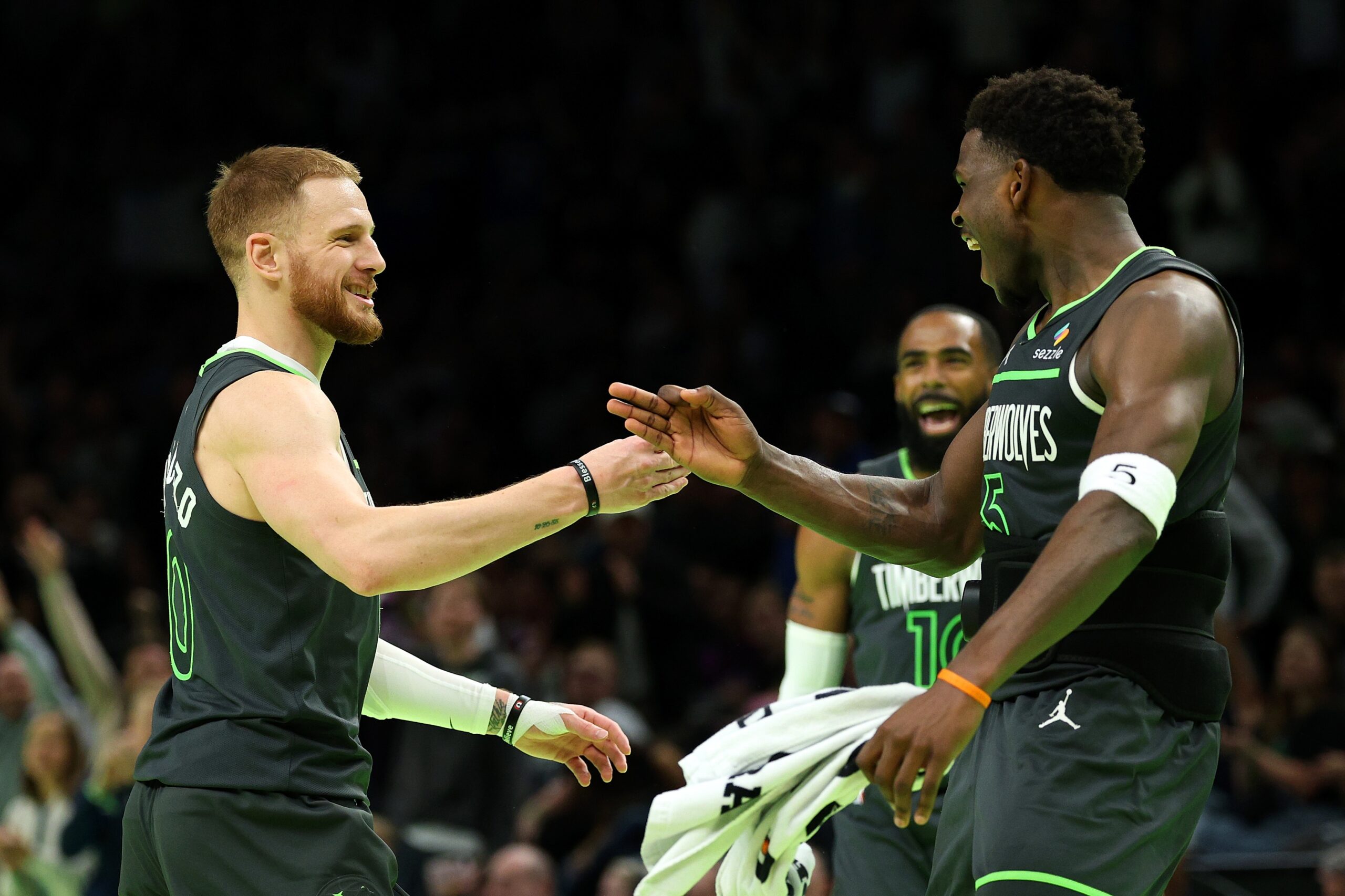 Edwards’ 30 points power Timberwolves to 3rd straight win, 124-110 over Kings in NBA Cup – NBA