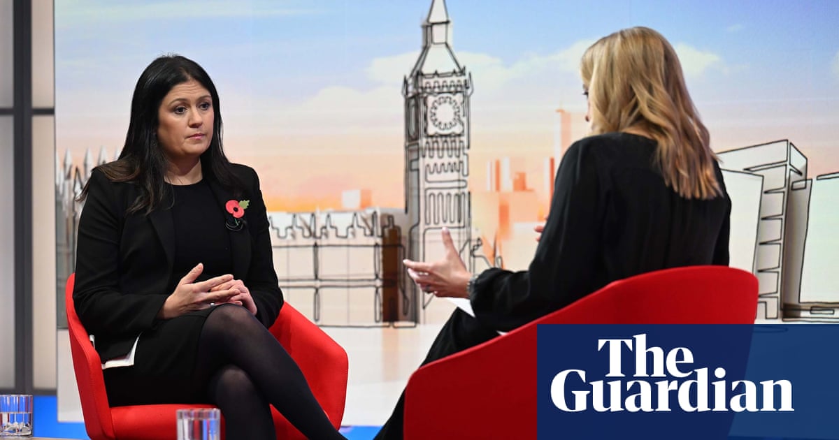 Lisa Nandy says she still has confidence in BBC leaders after Trump speech edit | BBC