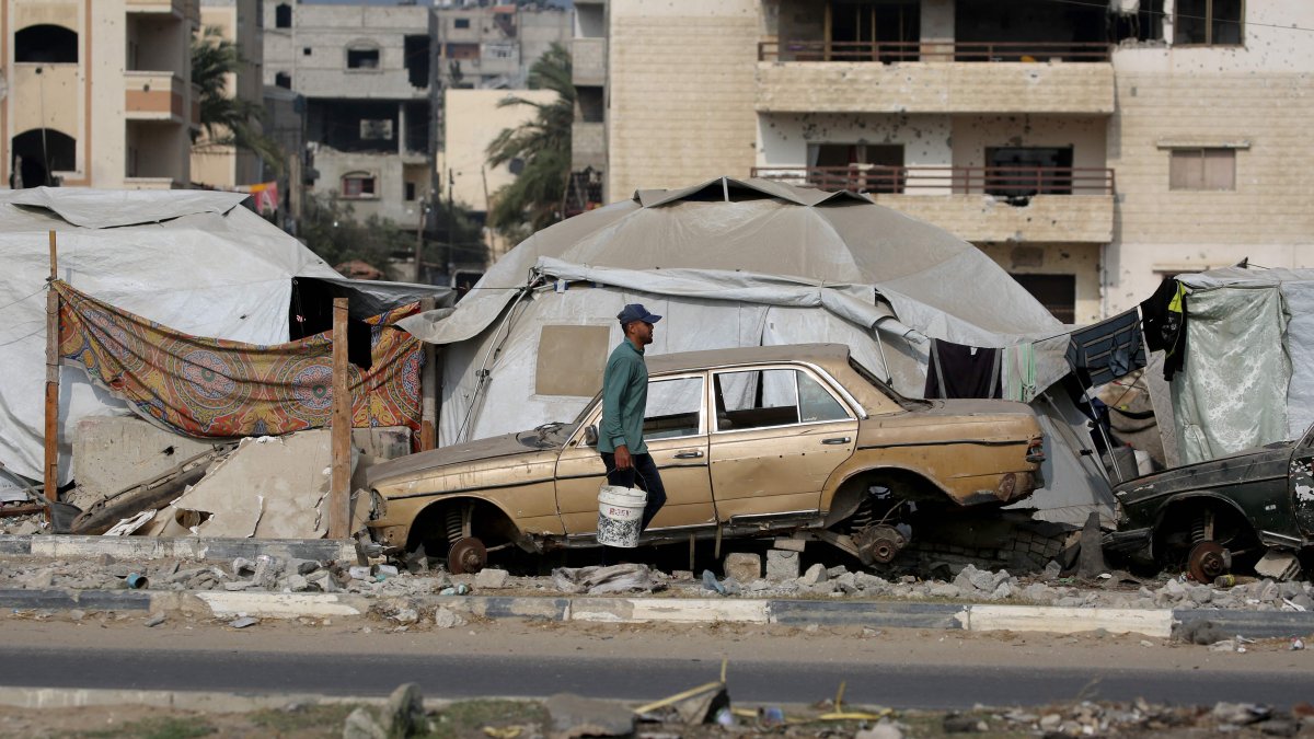 Istanbul hosts international Gaza aid summit