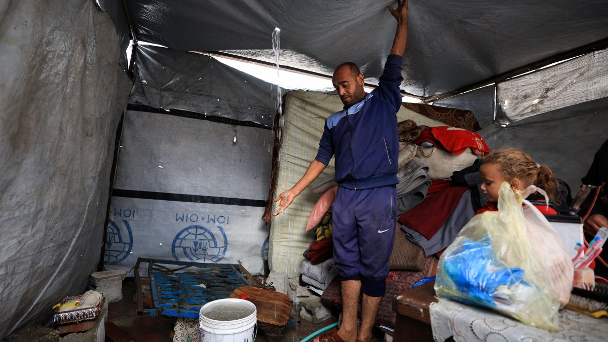 Tents flooded in Gaza as Israel keeps blocking shelter materials