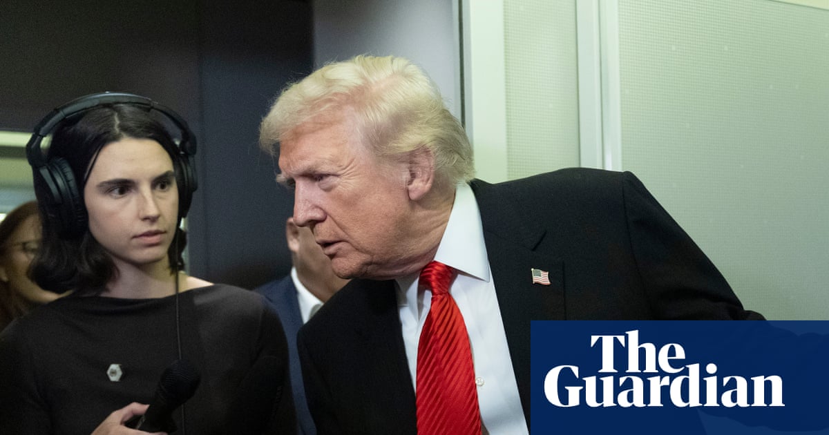 Trump approval rating falls to second-term low of 37% | Donald Trump