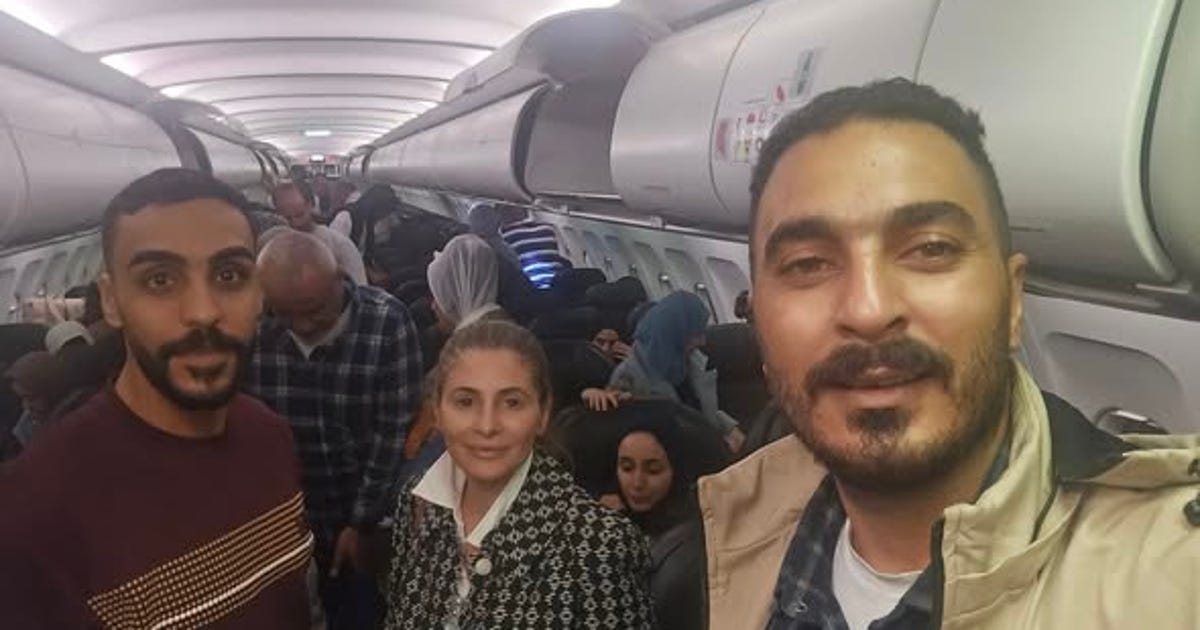 Shadowy firm run by Israeli-Estonian has gotten hundreds of Palestinians out of Gaza – Haaretz Shadowy firm run by Israeli-Estonian has gotten hundreds of Palestinians out of Gaza – Haaretz