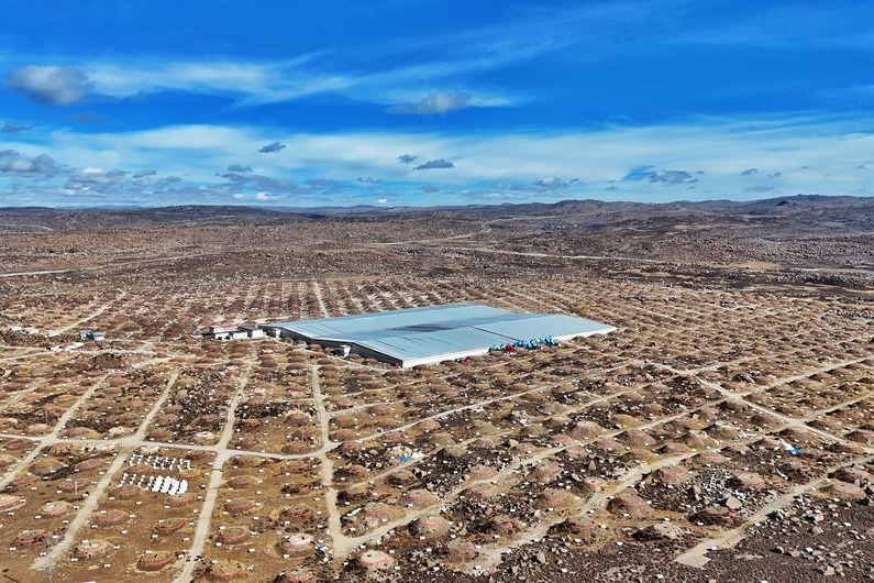 Chasing secrets of the universe on world’s rooftop in SW China