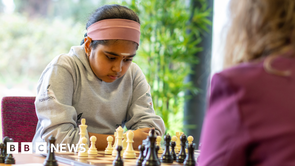 Ten-year-old chess prodigy dazzles at women’s event