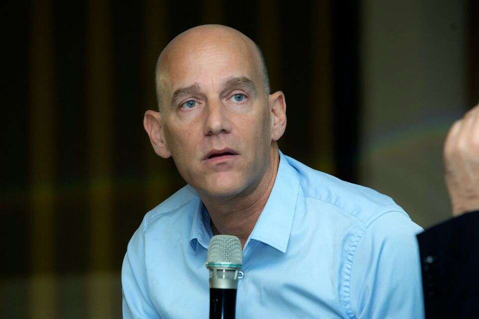 העיתונאי גיא פלג הותקף – חדשות 12 בתגובה: “האלימות חצתה קו, נורת אזהרה מדאיגה” העיתונאי גיא פלג הותקף – חדשות 12 בתגובה: “האלימות חצתה קו, נורת אזהרה מדאיגה”