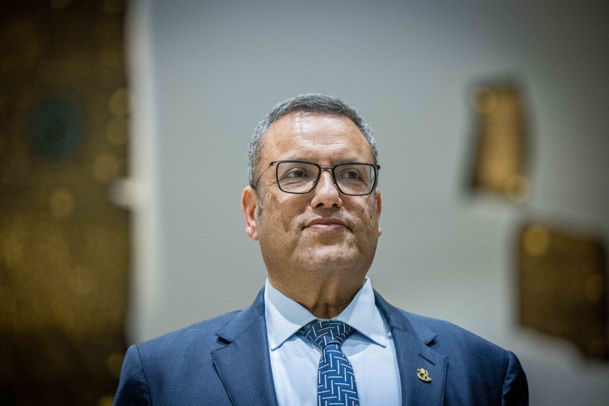 דרמה במאה שערים: פורעים חרדים תקפו את רכבו של ראש עיריית ירושלים