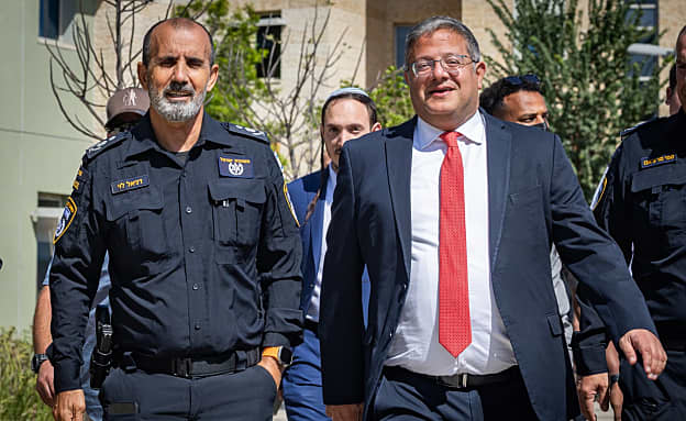 המפכ”ל חוזר בו: “כל ניתוח משפטי כלפי בן גביר לא מקובל עליי”