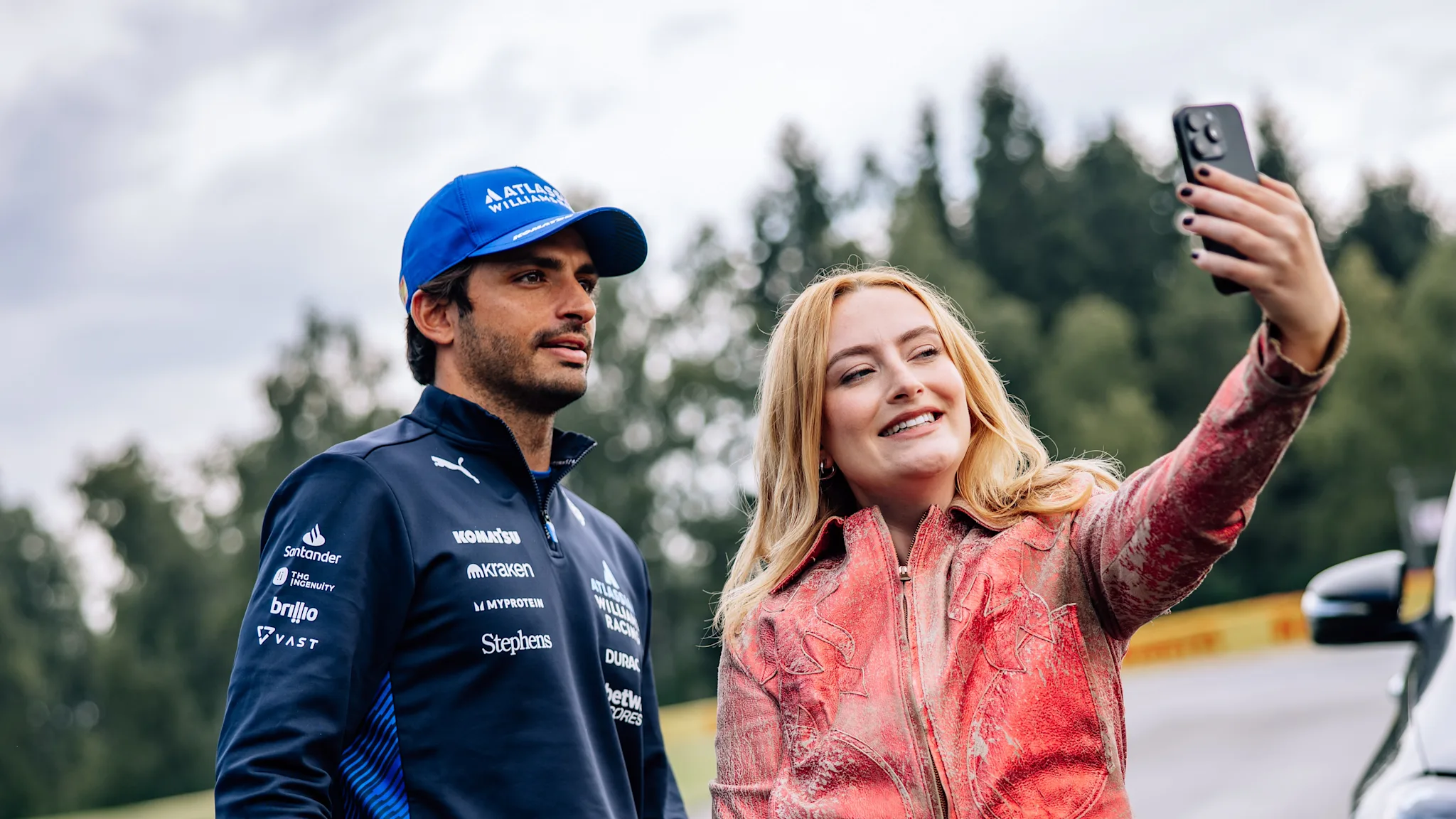 Carlos Sainz becomes Amelia Dimoldenberg’s driving instructor in the final episode of ‘Passenger Princess’