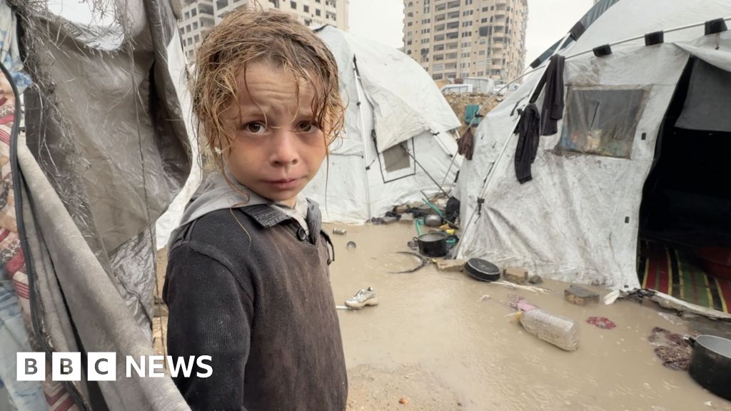 Shelters plea for Gazans as winter rains raise fears of more disease and death Shelters plea for Gazans as winter rains raise fears of more disease and death