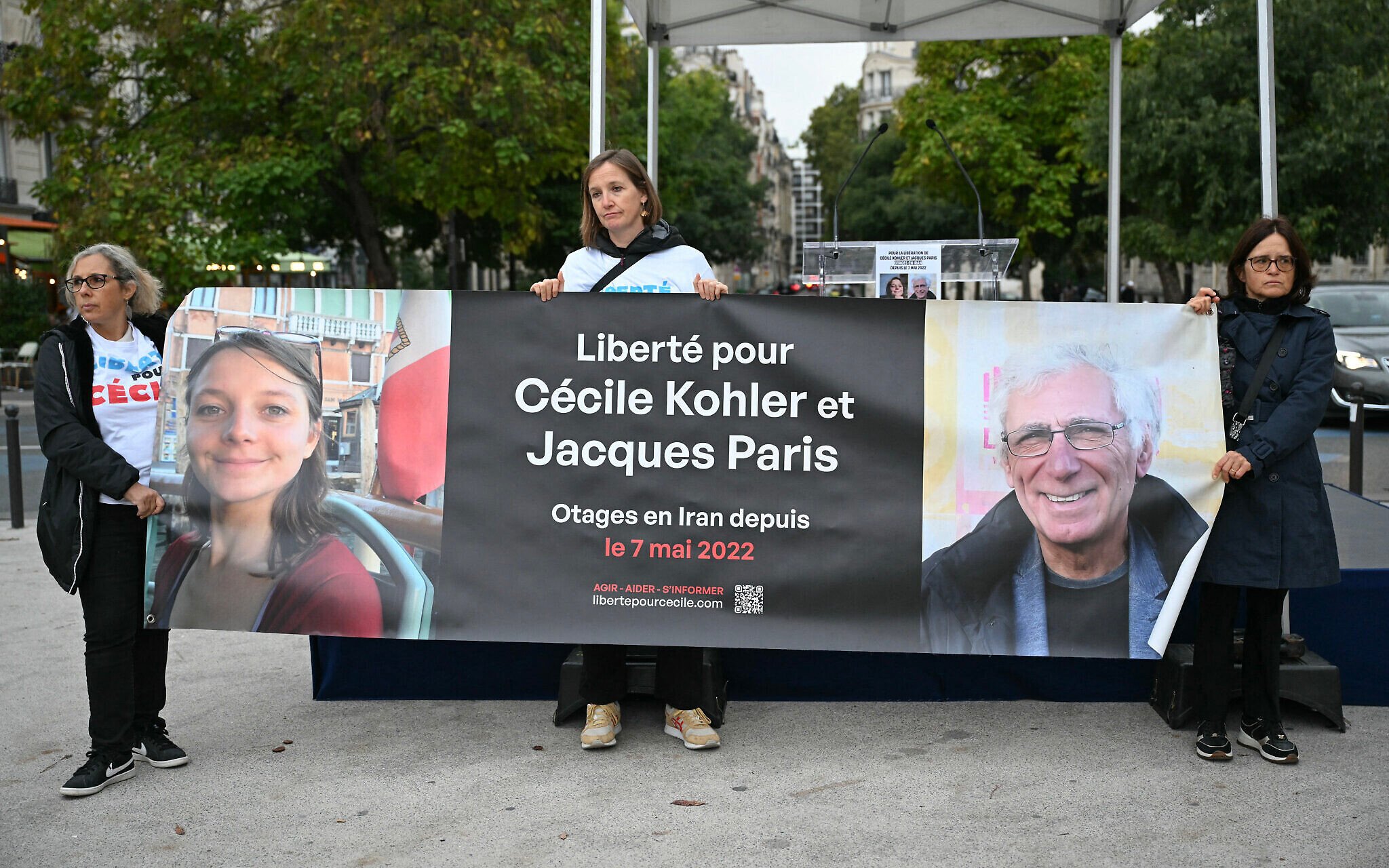 French pair freed by Iran after 3 years in jail wait in Tehran for okay to go home