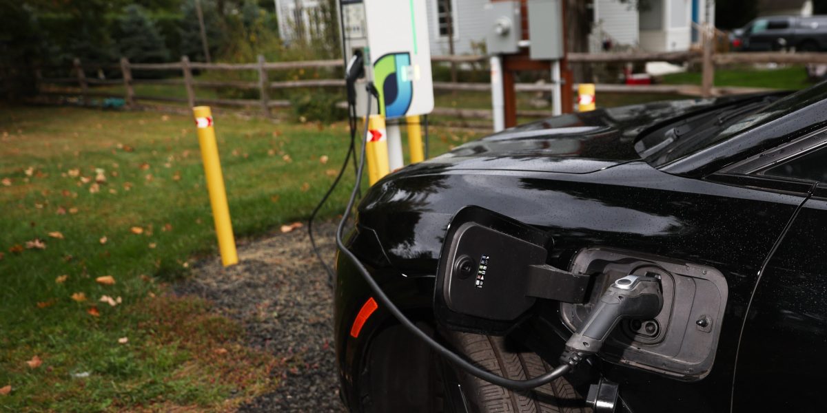 Nearly 70% of the miles of the 10 longest interstates is now within 10 miles of a fast EV charger