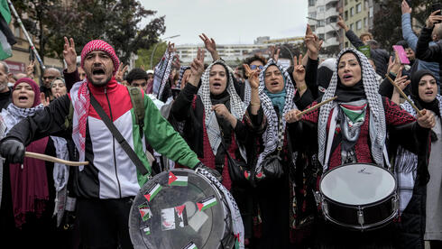 German minister backs stripping of citizenship from Hamas supporters