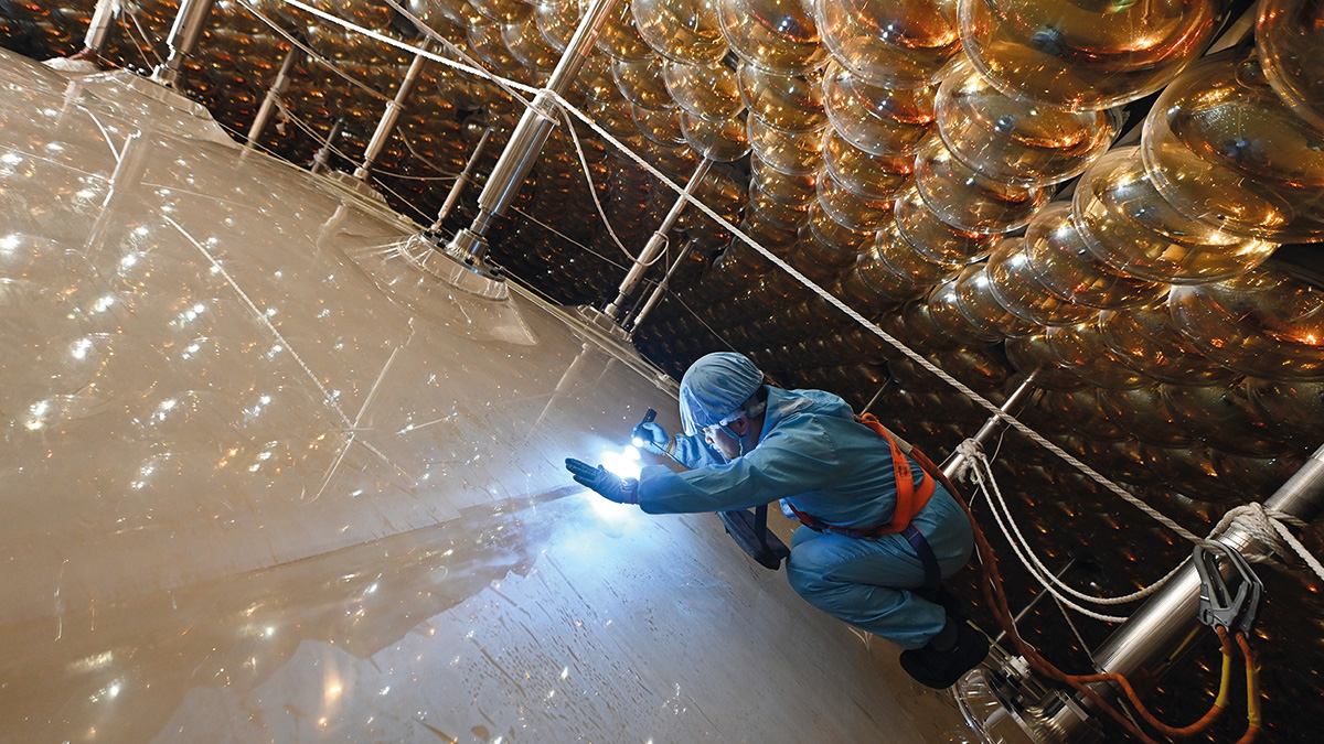 JUNO takes aim at neutrino-mass hierarchy – CERN Courier JUNO takes aim at neutrino-mass hierarchy – CERN Courier