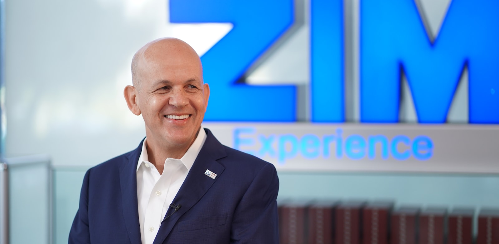 Hapag-Lloyd bids for ZIM