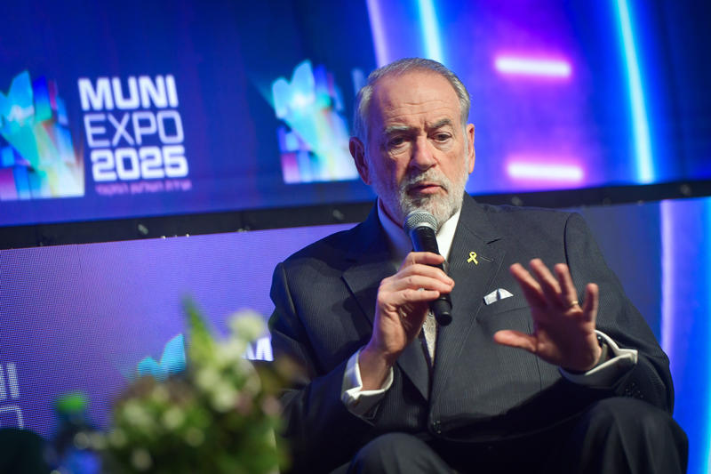 הבית הלבן על הפגישה החריגה: לא ידענו שהיא התקיימה הבית הלבן על הפגישה החריגה: לא ידענו שהיא התקיימה