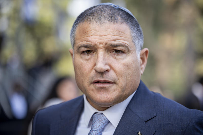 אוסף ציטוטים מכלי תקשורת: זיני דורש לחשוף את “המסמך הסודי”