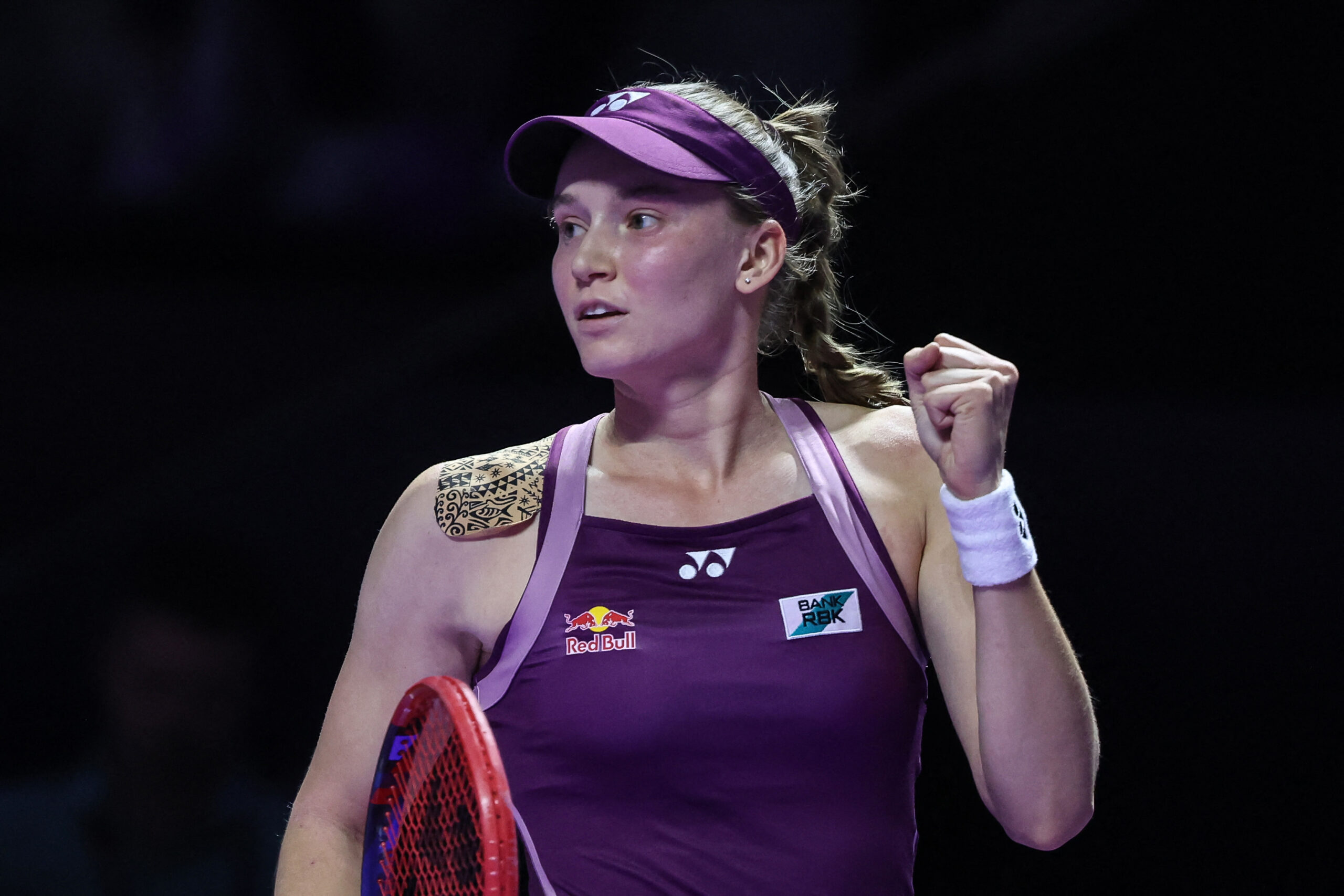 Behind 15 aces, Rybakina ousts Pegula to reach WTA Finals championship match