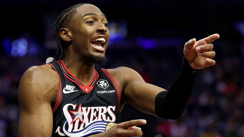 Top moments from a six-game night in the NBA