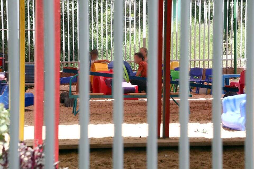 מזעזע: גבר הגיע לגן וטען “באתי לקחת ילד” – ואז התבררה זהותו האמיתית