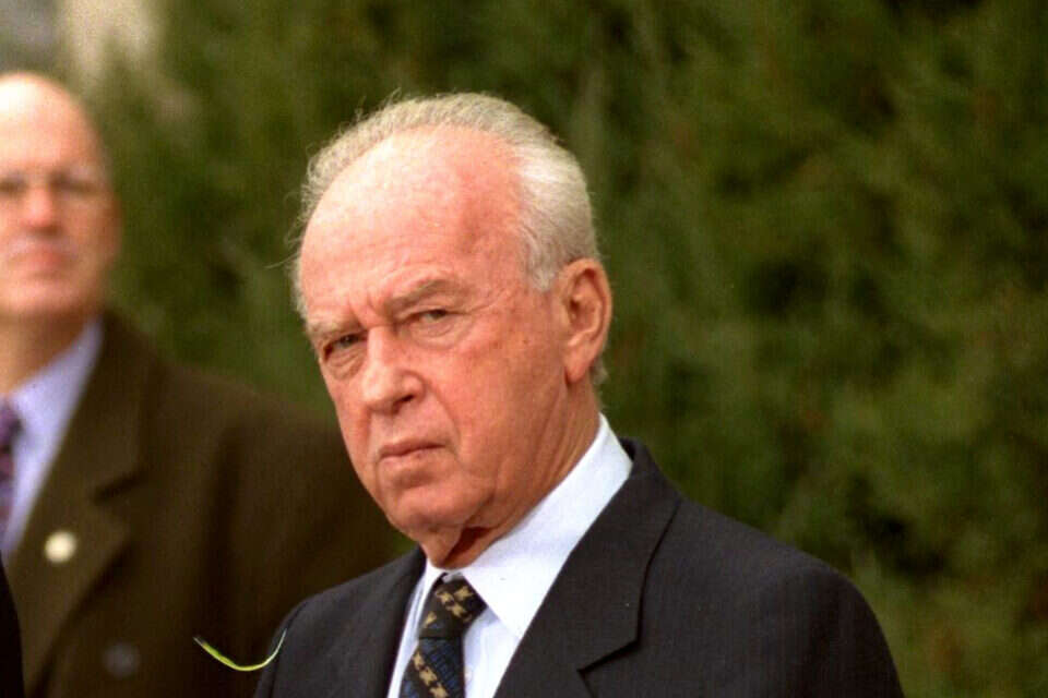 טקס האזכרה הממלכתי ליצחק רבין בהר הרצל: נשיא העליון והשופטים לא הוזמנו לטקס בכנסת טקס האזכרה הממלכתי ליצחק רבין בהר הרצל: נשיא העליון והשופטים לא הוזמנו לטקס בכנסת