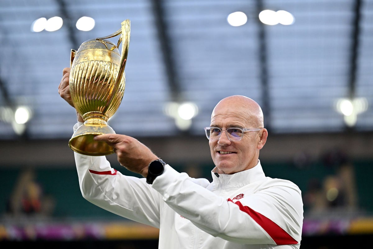 Red Roses coach John Mitchell takes up short-term role with Gloucester after World Cup win Red Roses coach John Mitchell takes up short-term role with Gloucester after World Cup win