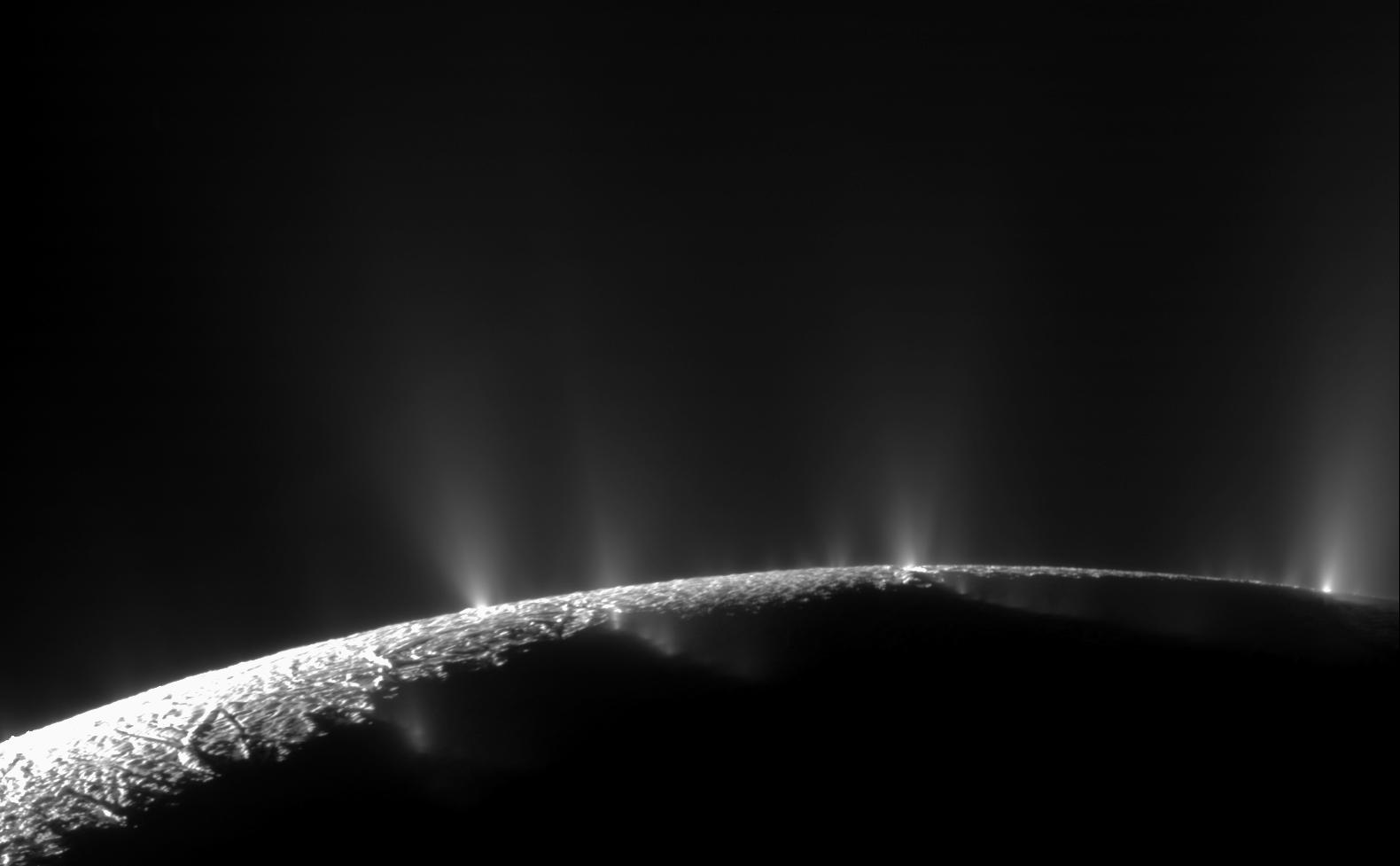 NASA Cassini Study Finds Organics ‘Fresh’ From Ocean of Enceladus NASA Cassini Study Finds Organics ‘Fresh’ From Ocean of Enceladus