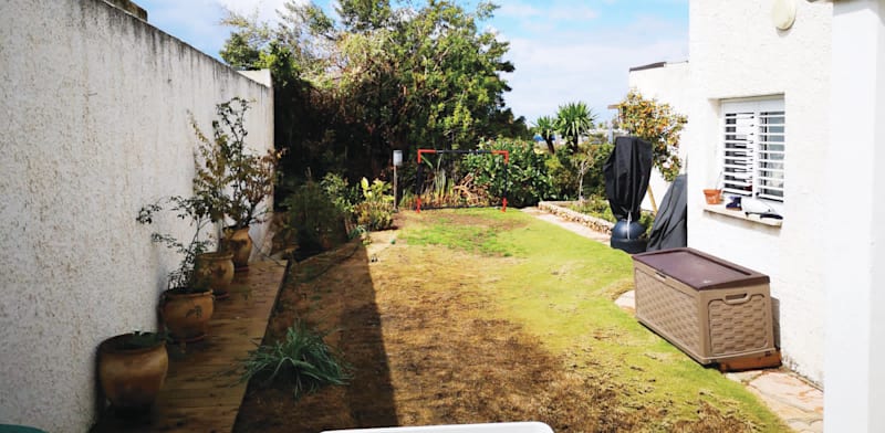 Ramat Hasharon house for demolition fetches NIS 8.8m