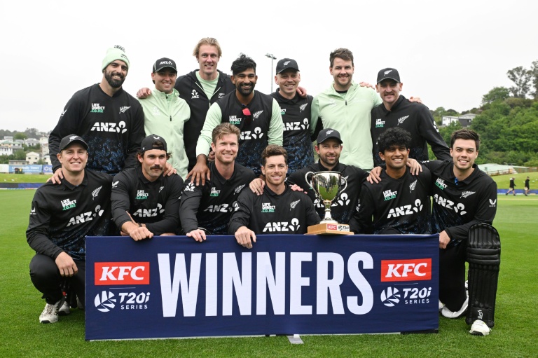 Duffy takes four as New Zealand crush West Indies to seal T20 series