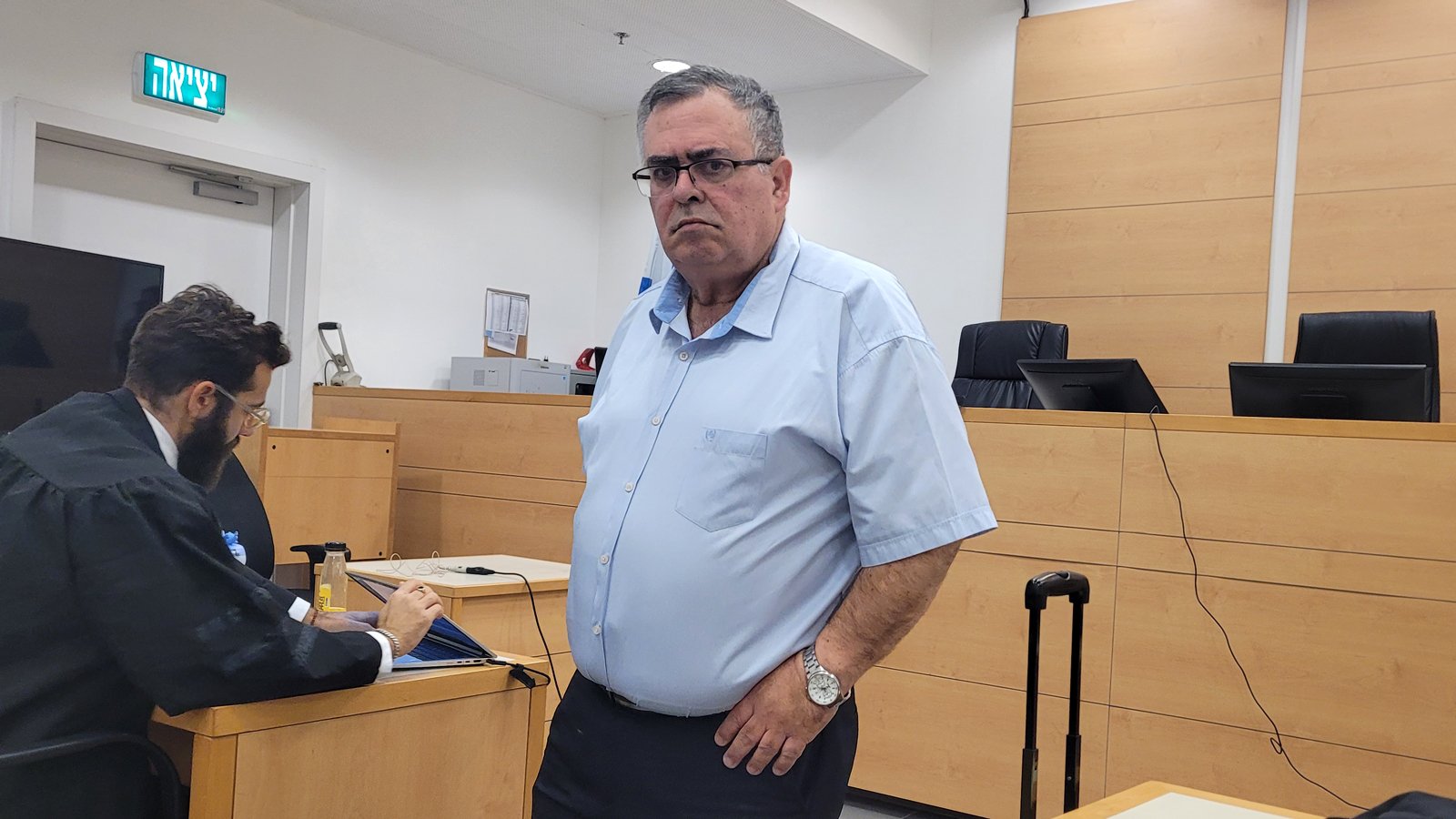 דולרים תופסים בכל מקום, מישהו יכול להתווכח עם זה? דולרים תופסים בכל מקום, מישהו יכול להתווכח עם זה?