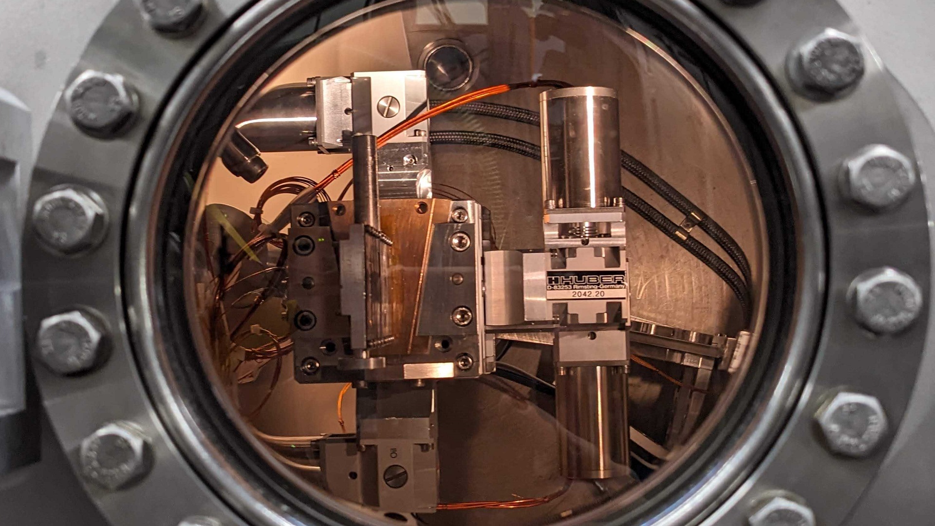 Peat turned into low-cost catalyst, could replace platinum in fuel cells