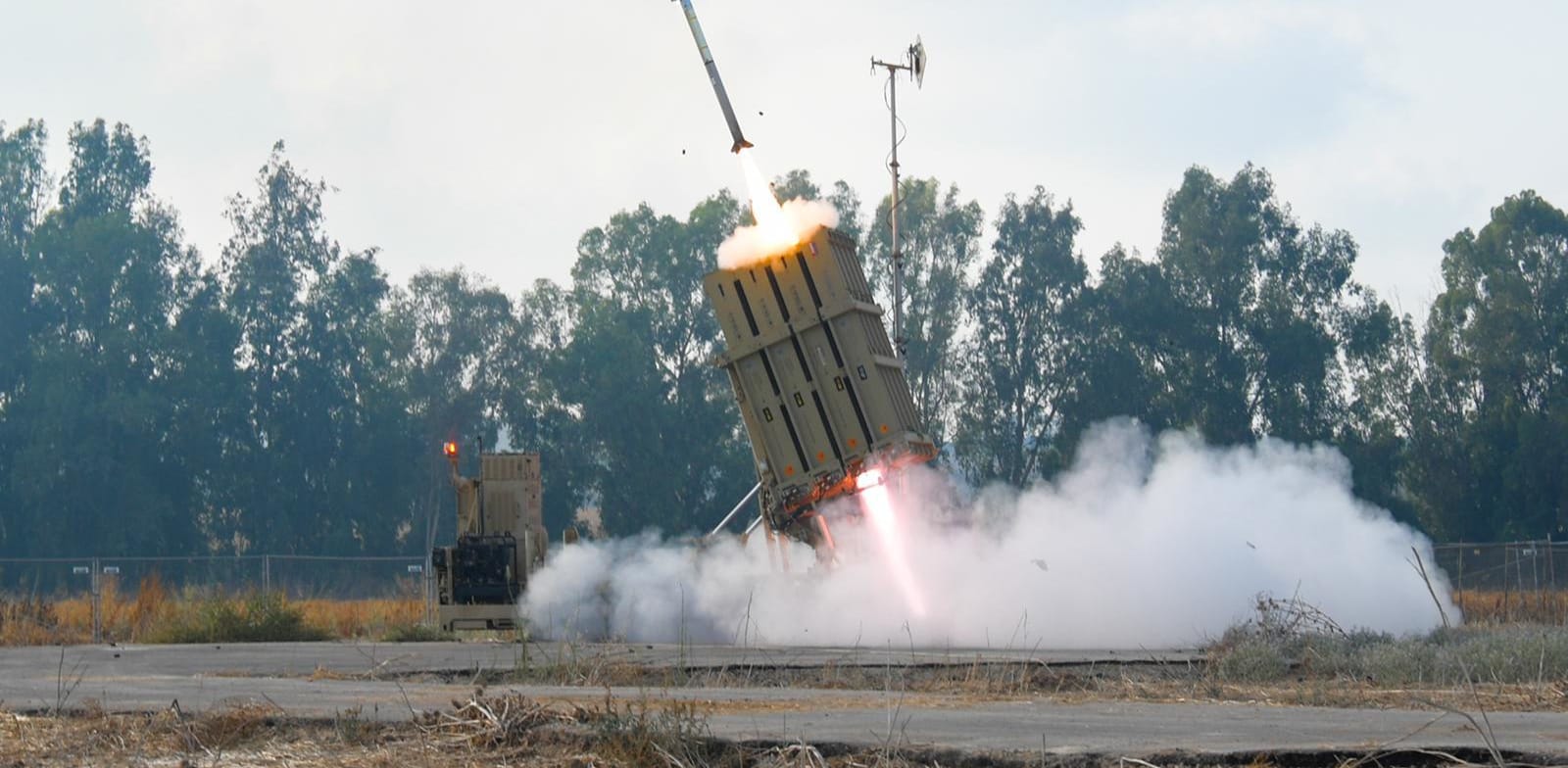 Rafael signs huge Defense Ministry Iron Dome deal – Globes – Israel Business News