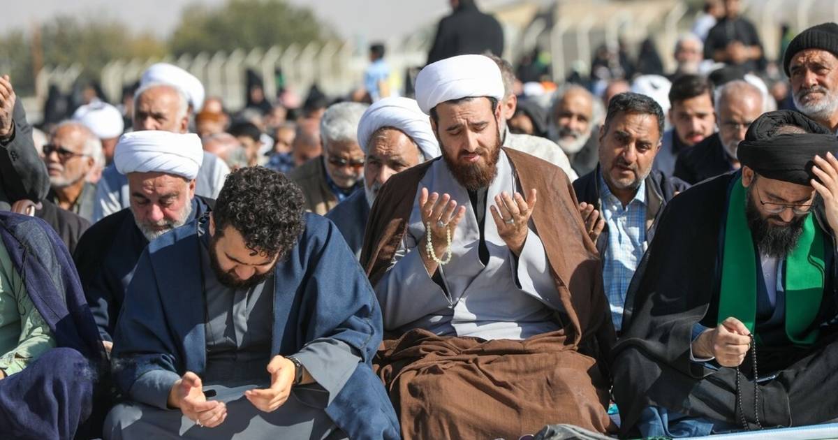 Senior Iranian cleric calls for rain prayers as water crisis deepens