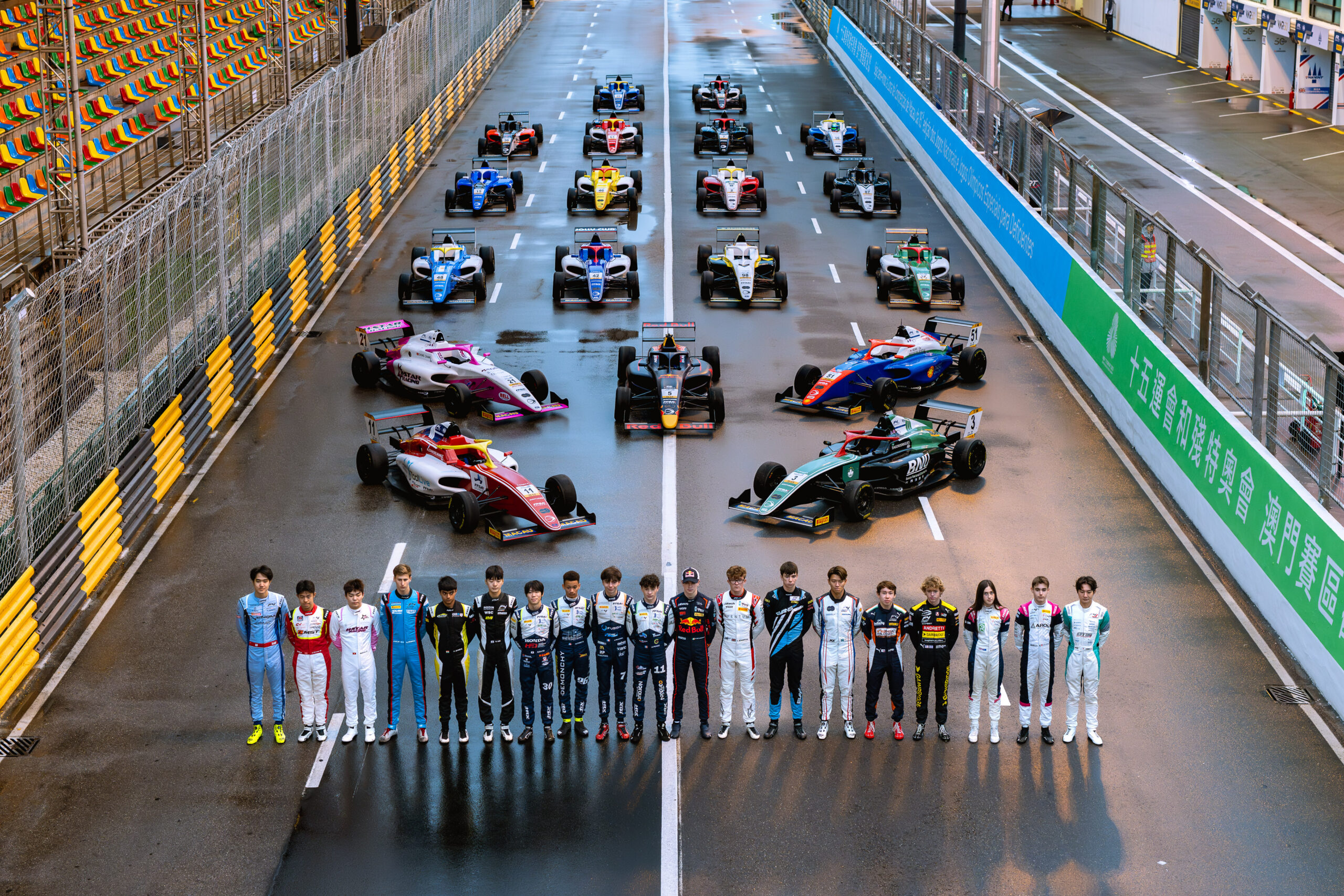 FIA F4 drivers assemble to make more Macau history FIA F4 drivers assemble to make more Macau history