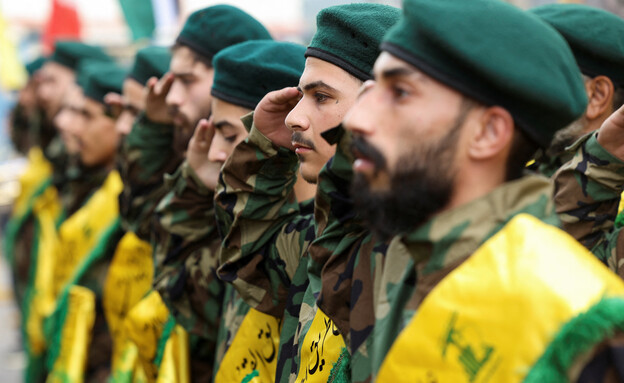 חיזבאללה מחדש את כוחו בלבנון – וישראל מאותת: לא נעבור…