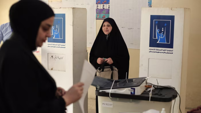 Iraq votes as political elites sharpen knives