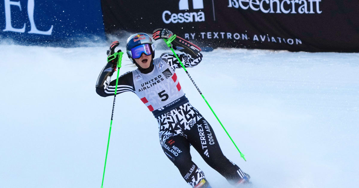 Alice Robinson claims commanding giant slalom win at Copper Mountain as Mikaela Shiffrin finishes 14th