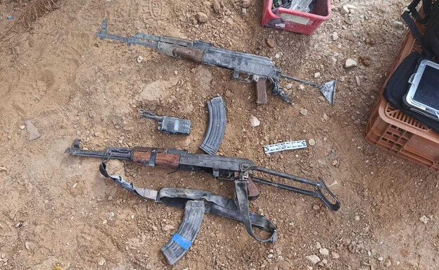 N12 – נשקים של נוח’בות מהשבת השחורה N12 – נשקים של נוח’בות מהשבת השחורה