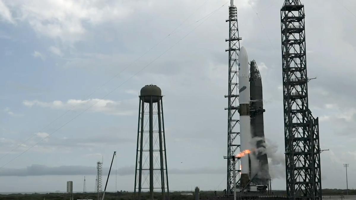 Blue Origin scrubs New Glenn’s second flight due to bad weather