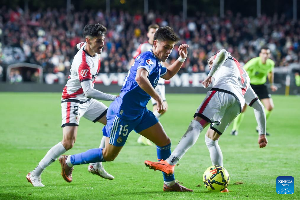 Barcelona closes gap on Real Madrid-Xinhua