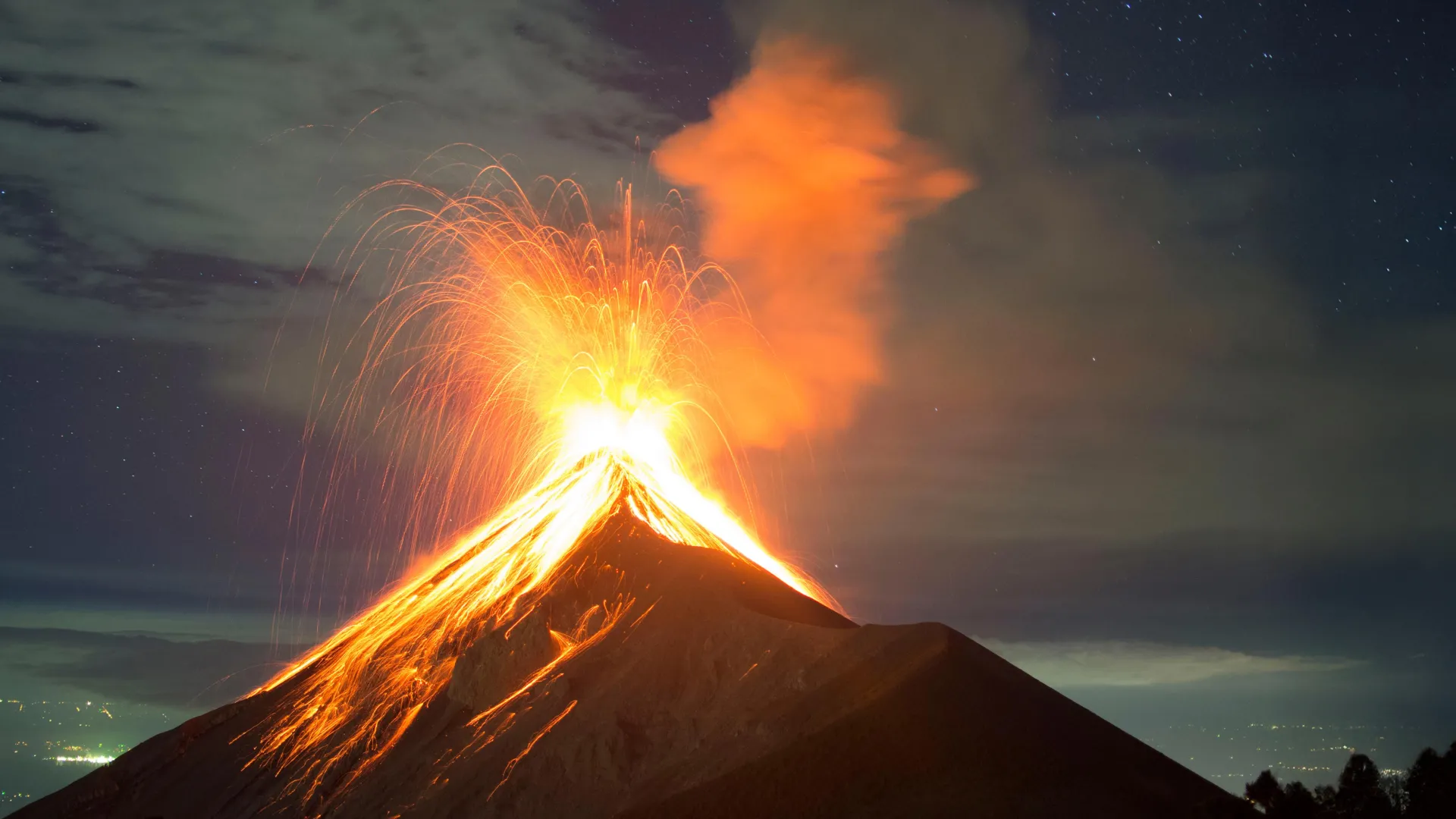 The mystery of volcanoes that don’t explode finally has an answer The mystery of volcanoes that don’t explode finally has an answer