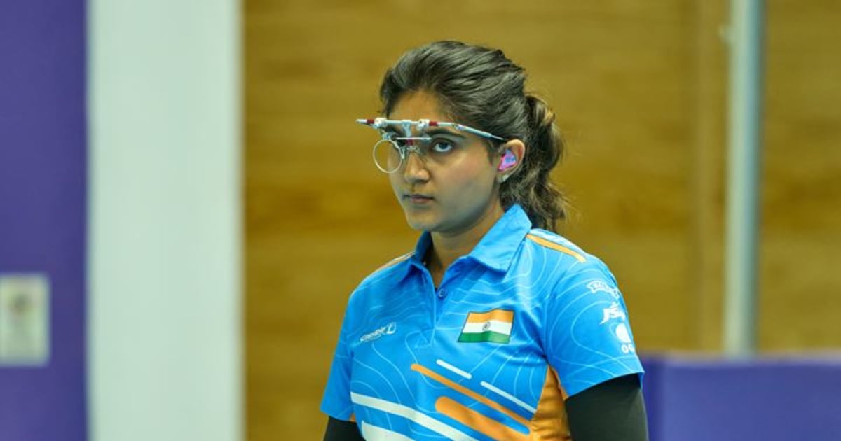 Esha Singh wins bronze medal, Manu Bhaker draws blank Esha Singh wins bronze medal, Manu Bhaker draws blank