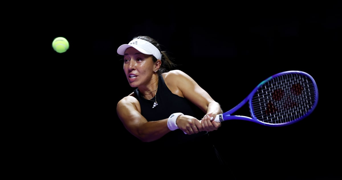 Jessica Pegula stuns Coco Gauff in WTA Finals round of 16 in Riyadh