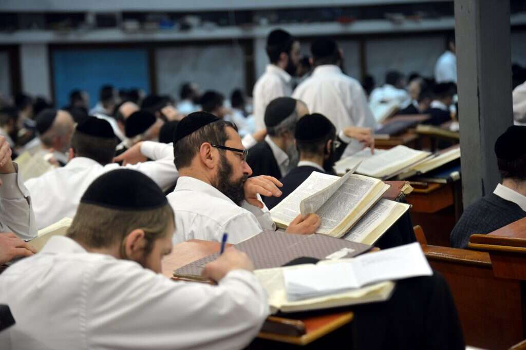 יש הסבר מביך ומכאיב לסרבנות החרדית