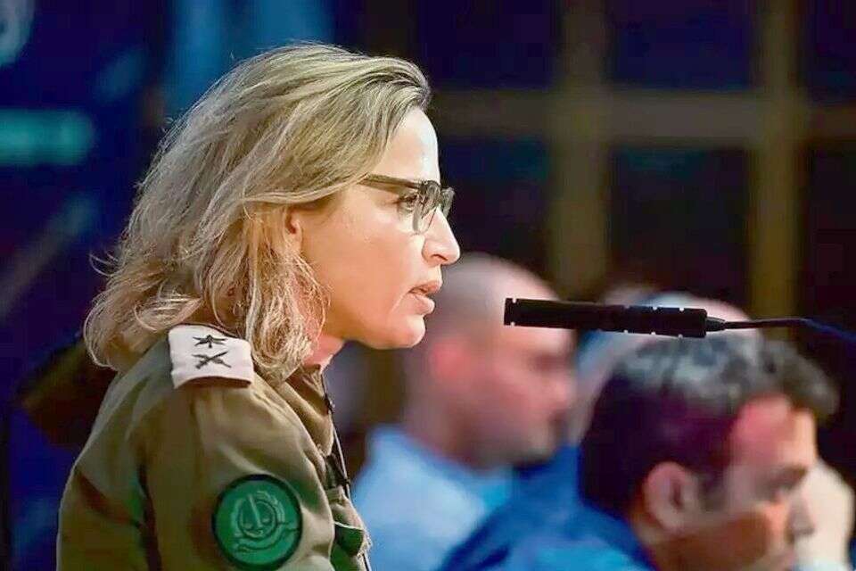 פרשת הפצ”רית – אבן דומינו נוספת בקריסת ההגמוניה