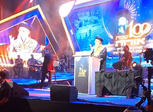 הראשל”צ במתקפה על בג”ץ: “מינו את עצמם לרבנים ראשיים”