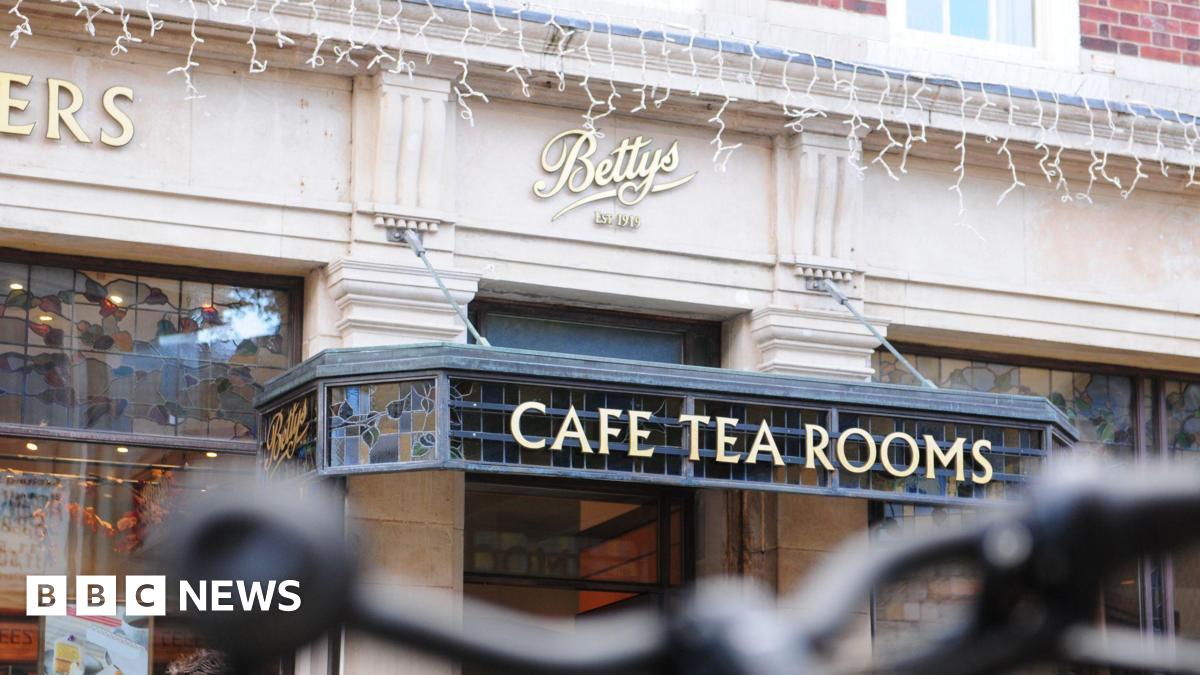 Bettys Tea Rooms in York applies for solar panels on roof